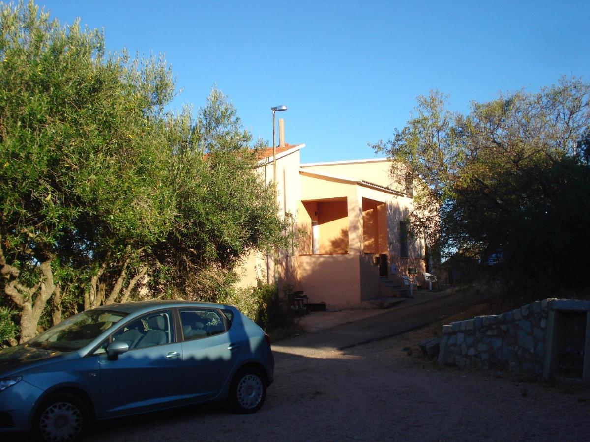 Casa Vacanza Costa Rossa Vista Mare Trinità dʼAgultu 外观 照片