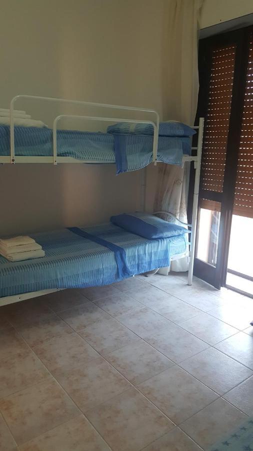 Casa Vacanza Costa Rossa Vista Mare Trinità dʼAgultu 外观 照片