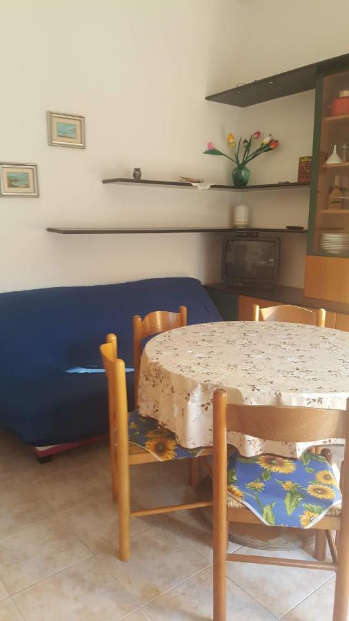 Casa Vacanza Costa Rossa Vista Mare Trinità dʼAgultu 外观 照片